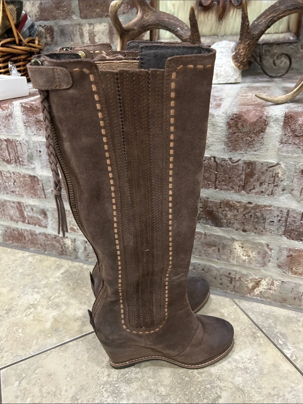 Ariat dark brown